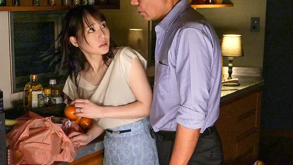 sex cưỡng Dù nói với Ông xã về sự lo lắng trước gã chủ tịch khu phố, nhưng rồi…